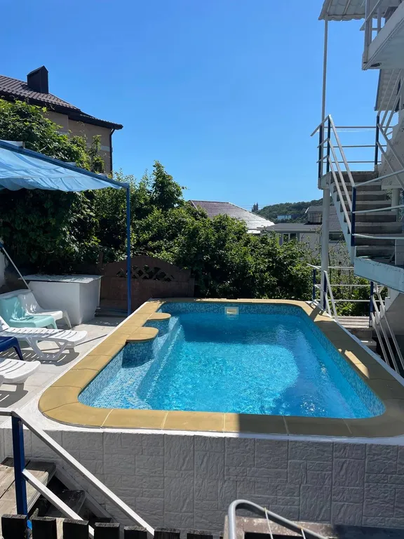 2-комнатная Квартира — аренда посуточно в Небуг