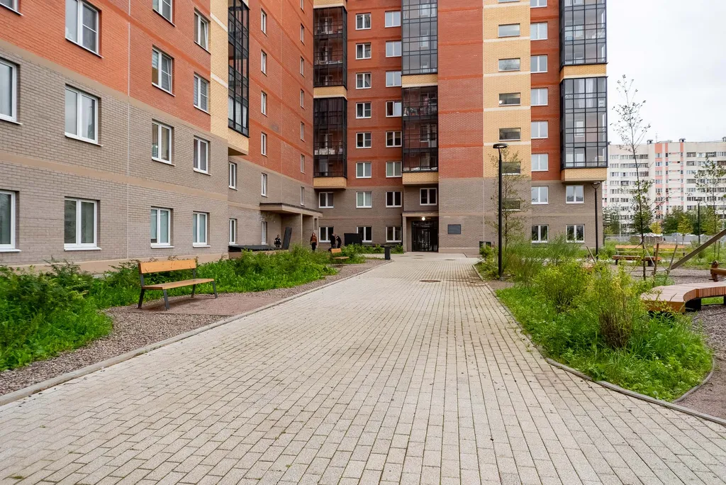 Квартира Дизайнерская квартира-студия — Колпино