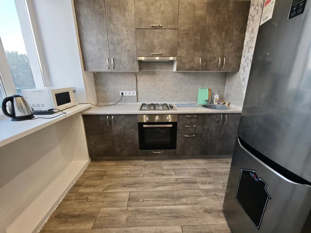 Новый ремонт, рядом центр и вокзал