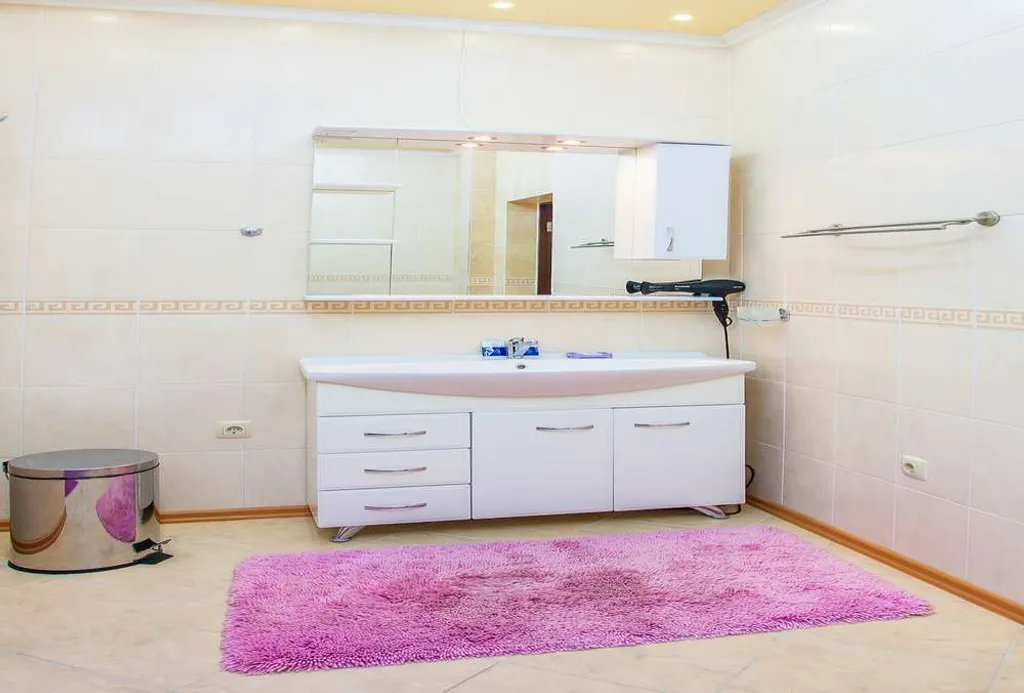 Апартаменты с двумя спальнями (в коттедже Тройка)