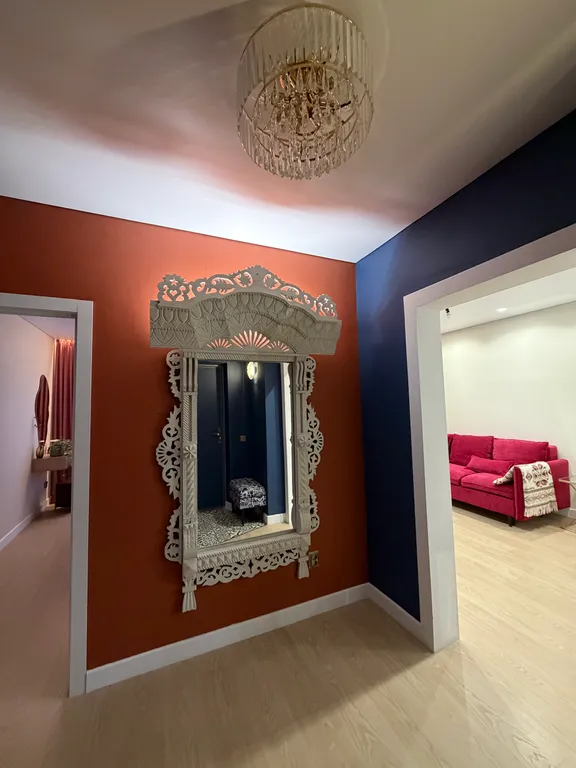 Двухкомнатная квартира в новом доме с дизайнерским ремонтом