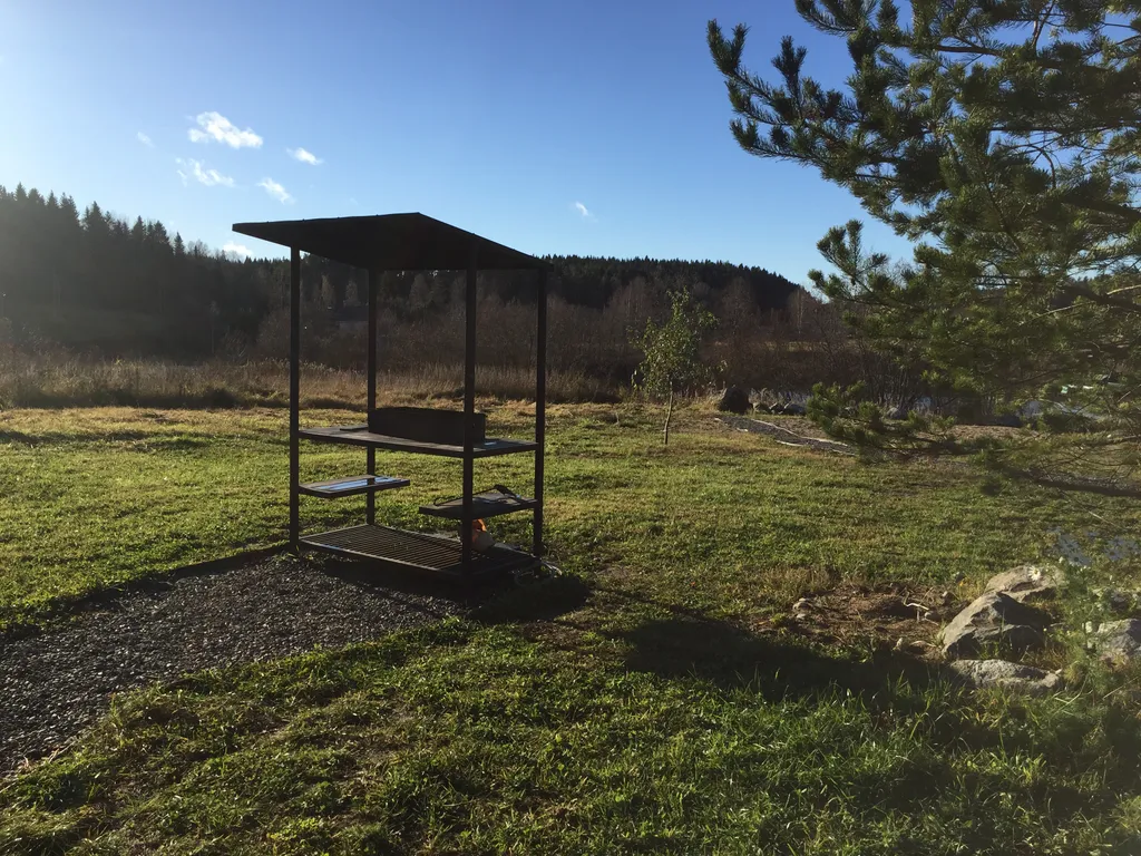 Дом Афрейм с подогреваемой купелью в террасе дома Лисичкино Карелия