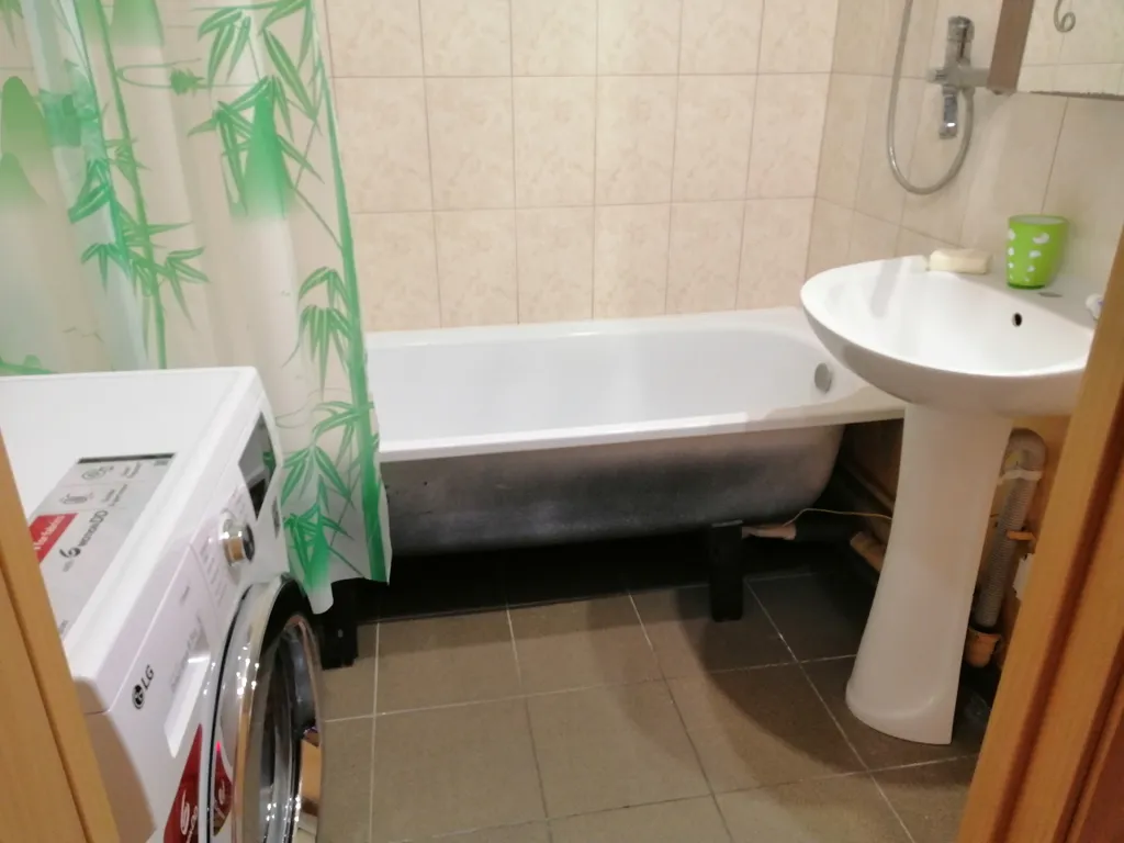 Комфортная 2-х комнатная квартира в центре города и рядом с морем