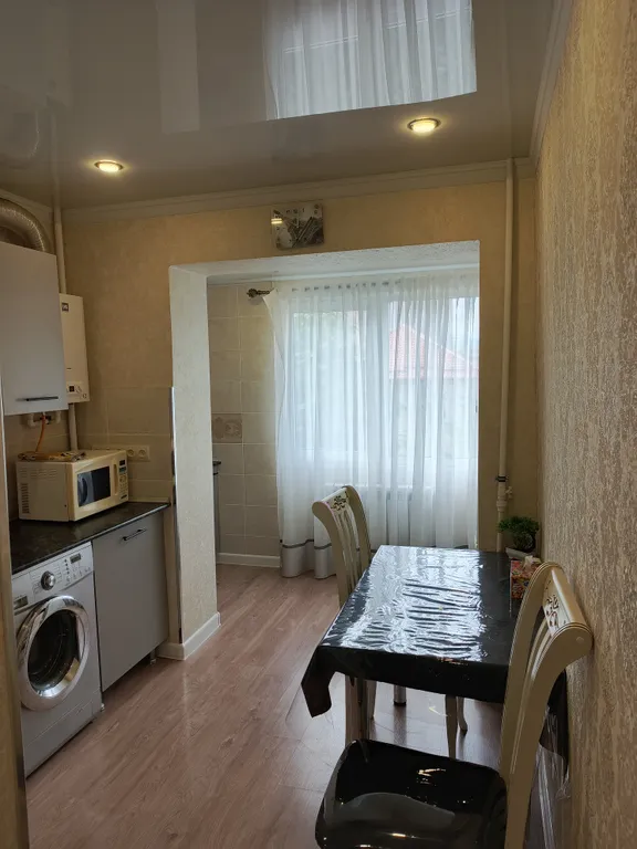 Уютная квартира с видом на величественные снежные горы