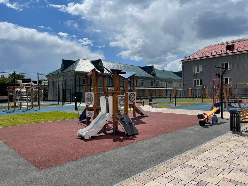 Новая квартира у ЖД вокзала в центре с теплой парковкой