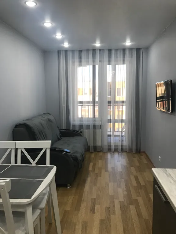 Уютная квартира в шаговой доступности от исторического центра города — аренда посуточно в Псков