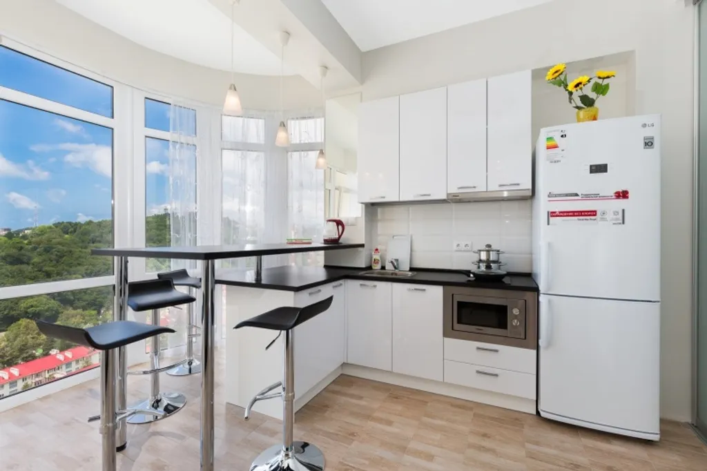 Квартира 2-комнатная Квартира — Сочи