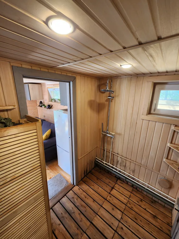 Дом с баней и чаном