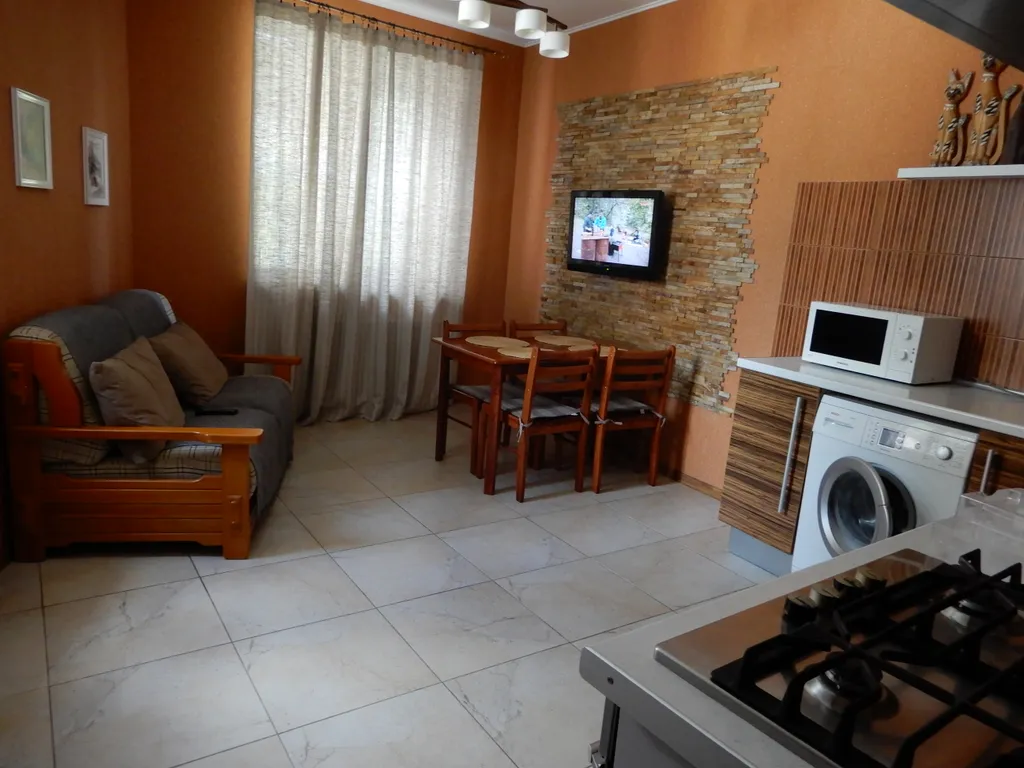 Квартира с большой панорамной террасой на море