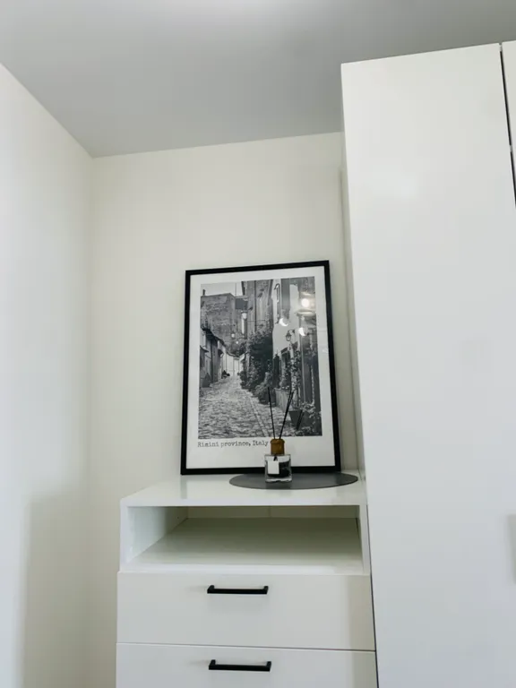 Светлая студия с видом на закат