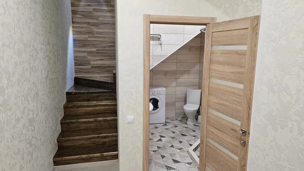 Семейное бунгало возле леса