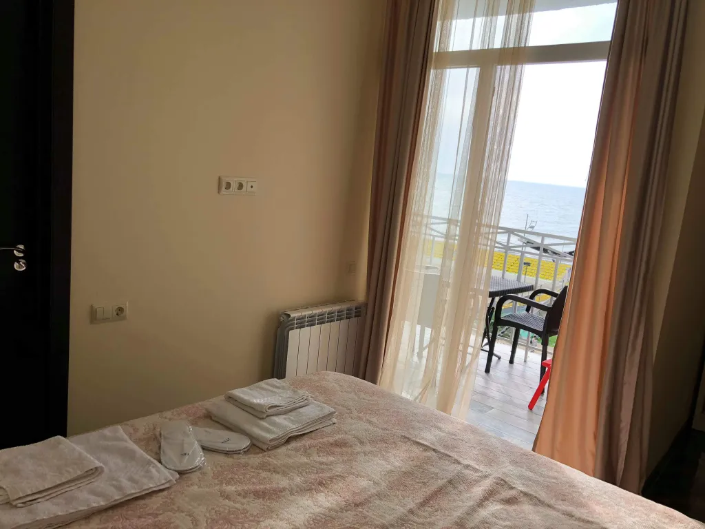 Квартира с видом на море на первой береговой линии