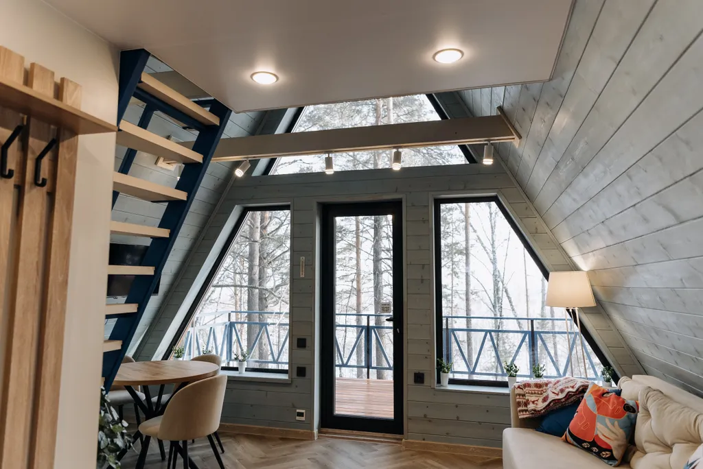 Уютный домик Синий A-Frame с террасой