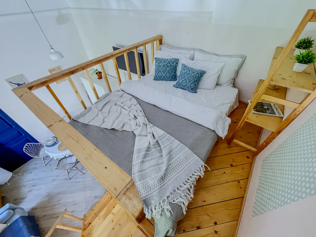 Двухуровневая квартира. Все в пешей доступности