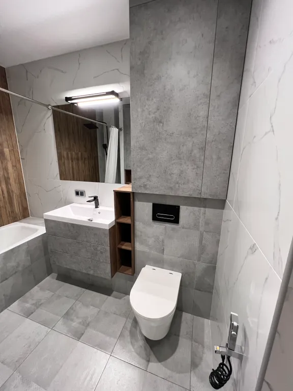 2-комнатная квартира с дизайнерским ремонтом