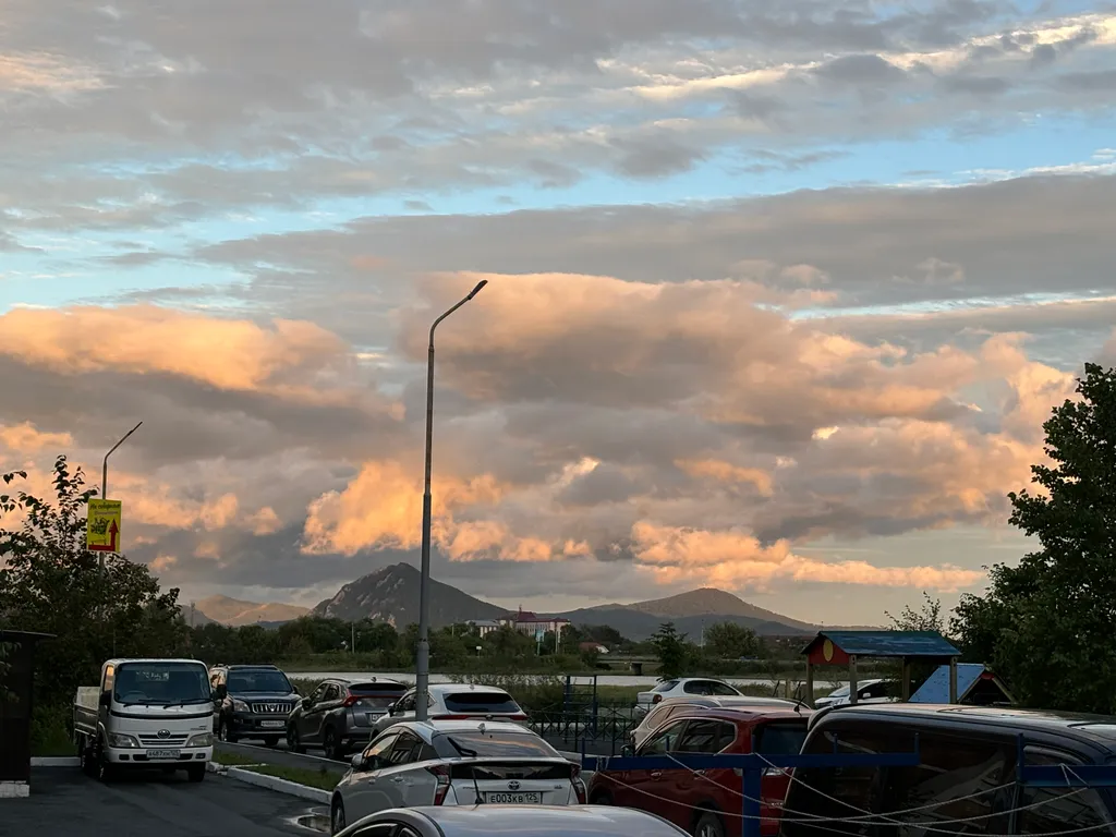 Евродвушка у озера новострой рядом с центром города МЖК Ледовая арена