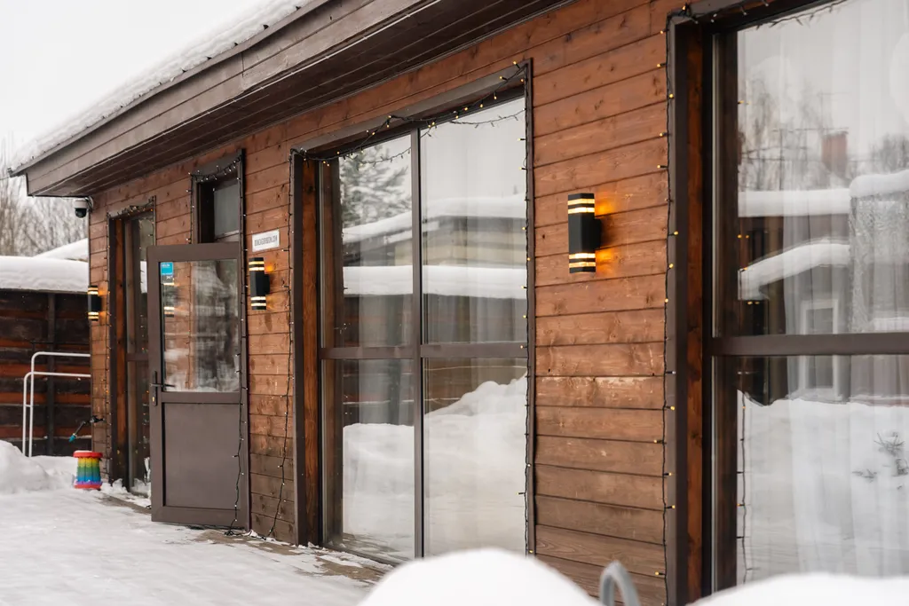 Коттедж Дом с каракалами, банeй на дpовax, мангалом и казaном — аренда посуточно в Солнечногорск