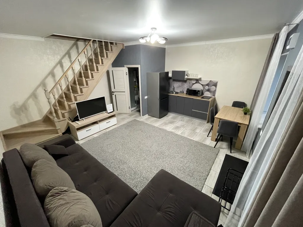 Коттедж Двухэтажное Бунгало с видом на лес — аренда посуточно в Зелёная Поляна