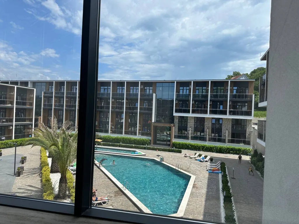 Студия около моря с бассейном в ЖК Морской квартал