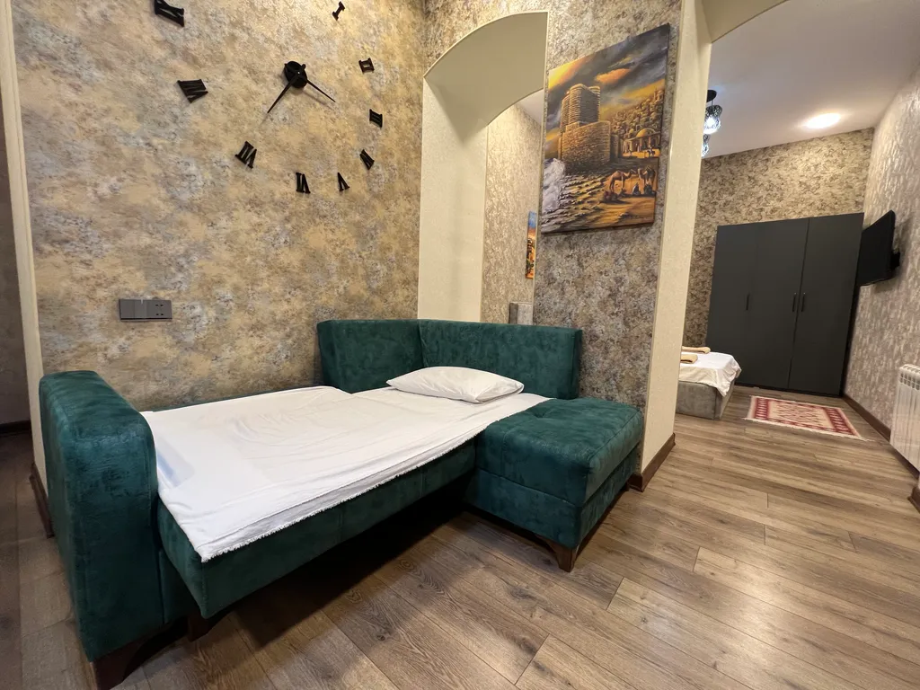 Апартамент в центральной исторической части Баку