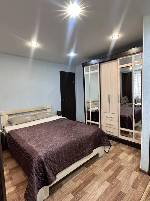 Квартира недалеко от ж/д вокзала, центра города и порта