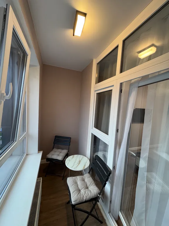 Современная, уютная квартира у парка, с прекрасным видом на море