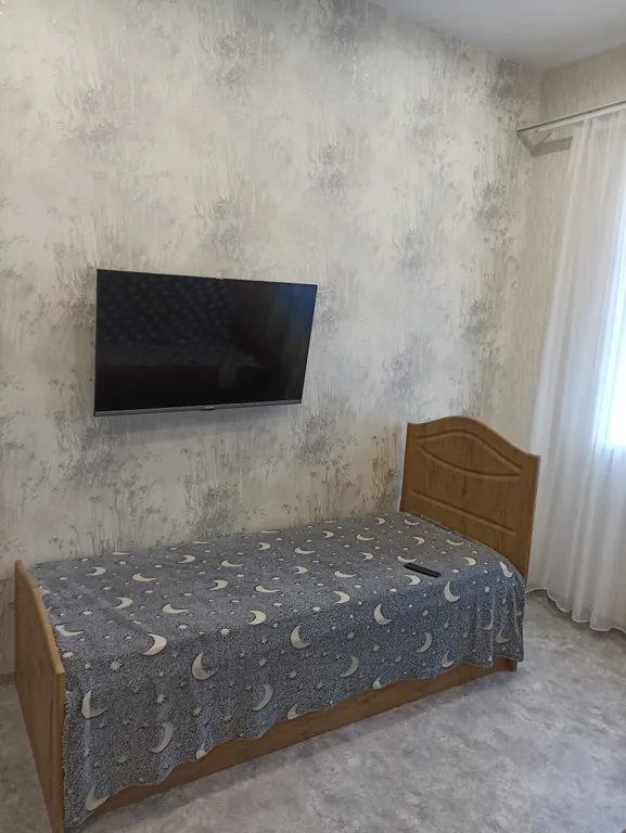 Квартира в тихом микрорайоне — аренда посуточно в Тюмень