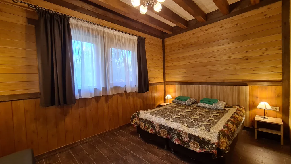 4-комнатный Дом