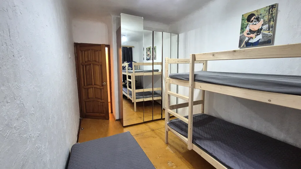 2-х комнатная квартира на Оранжерейной с 5 раздельными местами