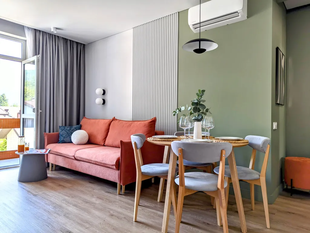 Новая квартира с видовым балконом и лыжной комнатой