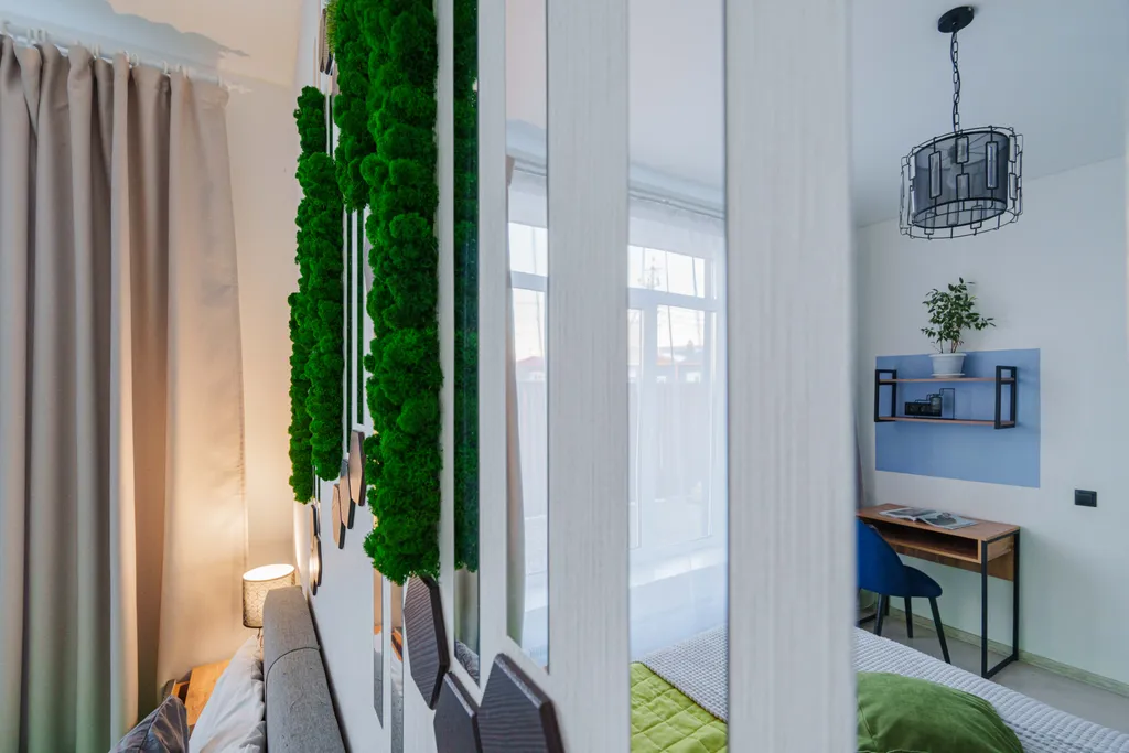 Дом с баней с выходом в лес