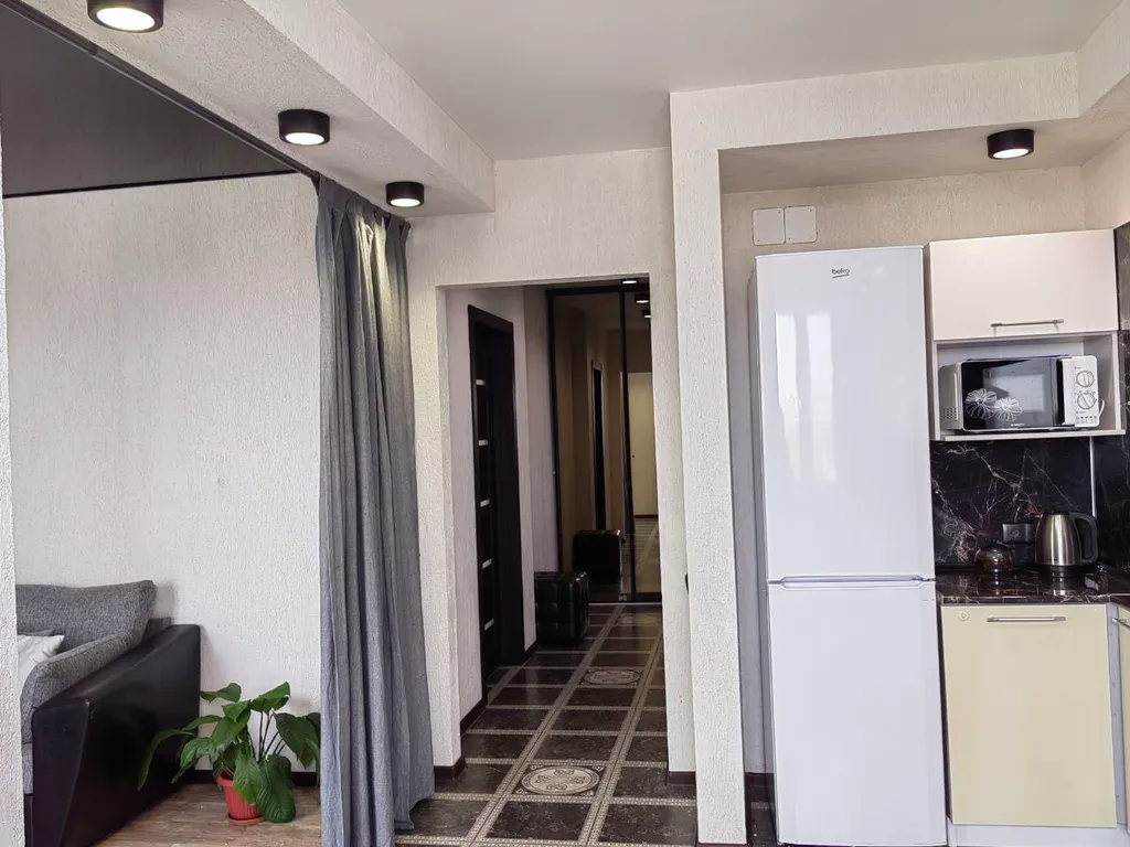 Уютная евродвушка с большой лоджией