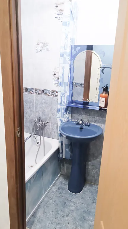 Просторная теплая двухкомнатная квартира