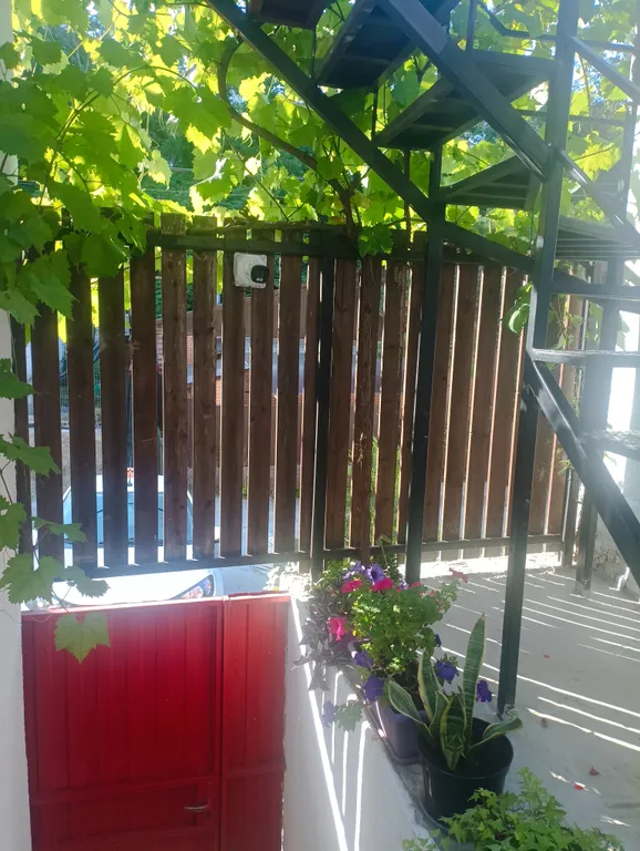 Студия в частном доме в Центральном районе