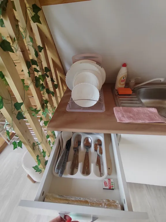 Загородный дом со своей территорией и баней