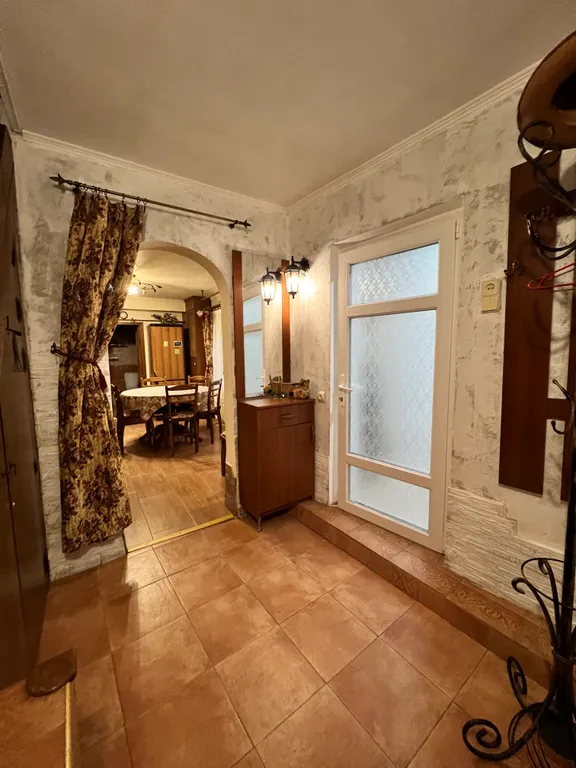 Комфортабельный двухэтажный дом