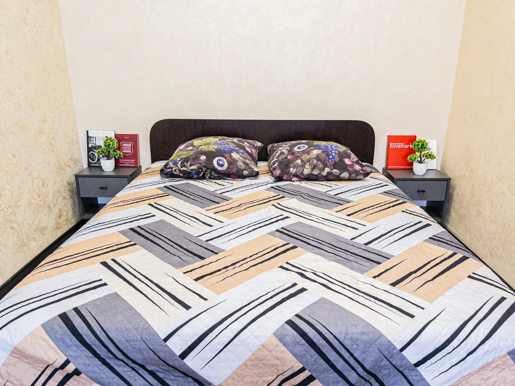 Отличная квартира рядом с центром Ортопедии и ТЦ Макси