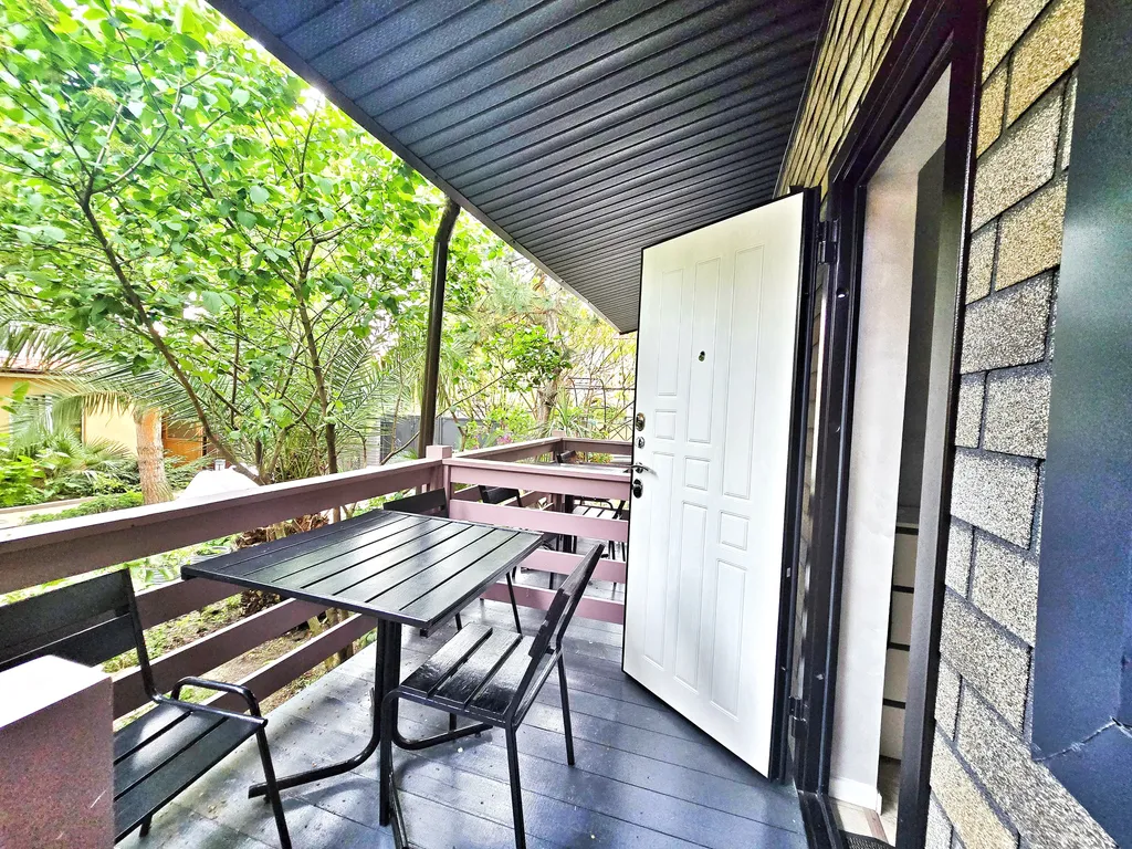 Уютная студия у моря в Сириусе