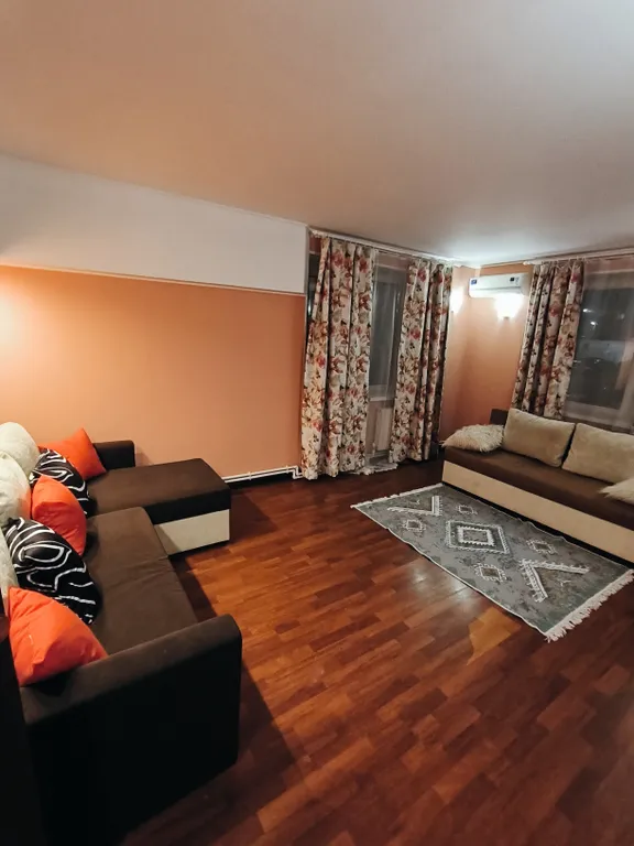 Большая трёхкомнатная квартира