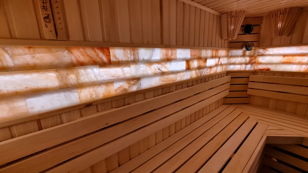 Дом с русской баней, джакузи и уличным чаном