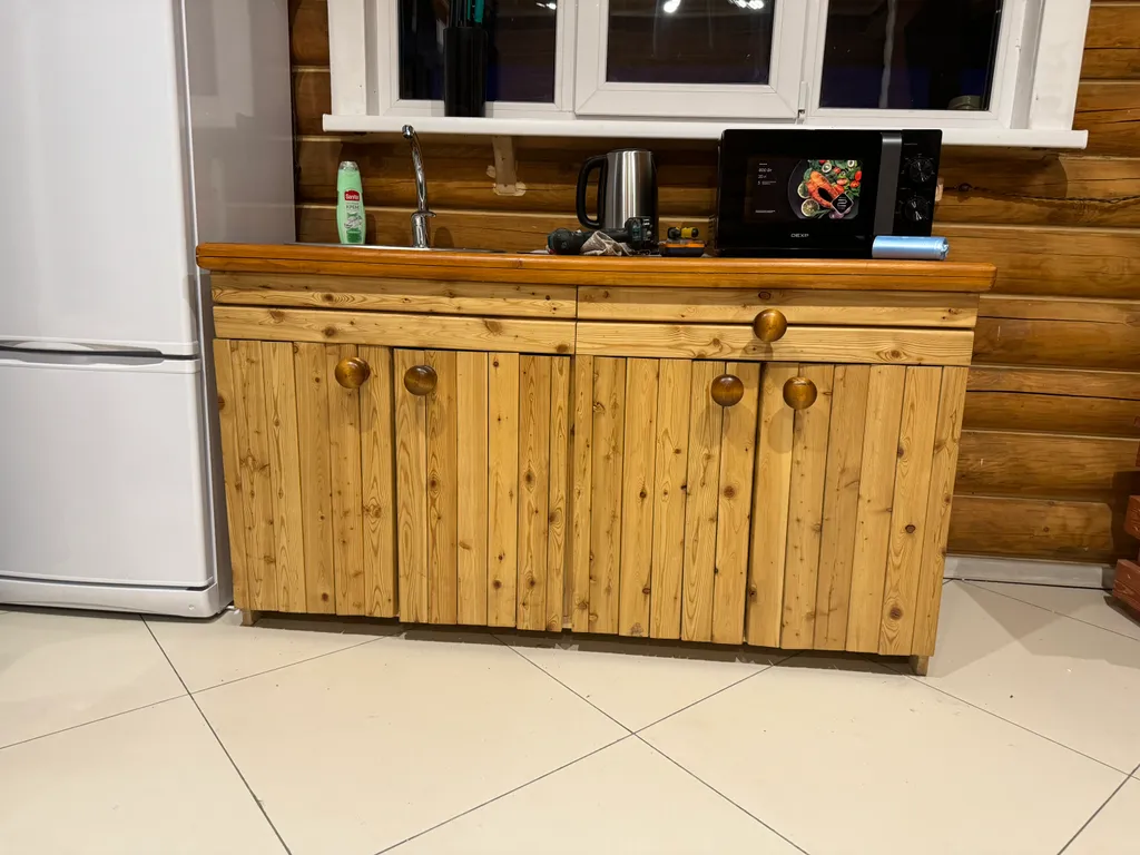 Уютный домик недалеко от горы