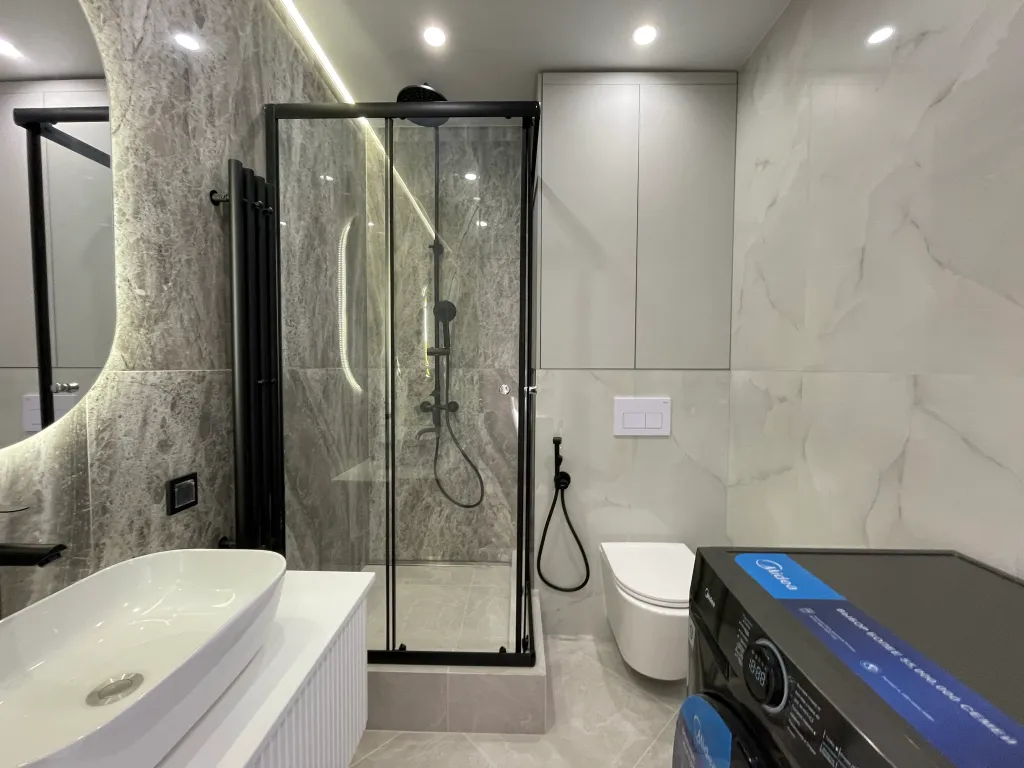 Апартаменты с видом на Оперный и новым ремонтом