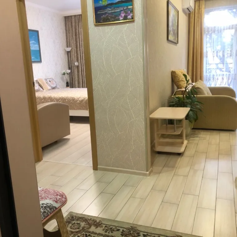 Квартира Уютная квартира в центре города на набережной с видом на море и горы — Геленджик