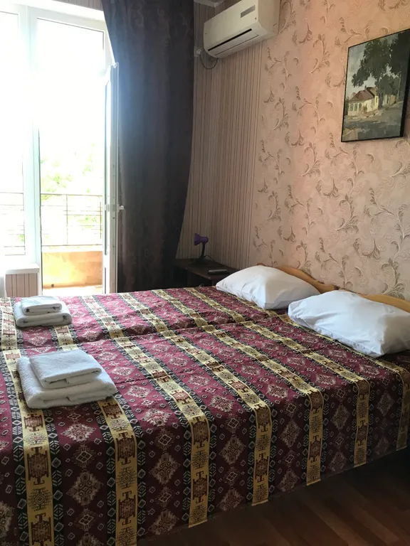 Квартира Квартира Комфортные номера с балконом и со всеми удобствами — Лазаревское