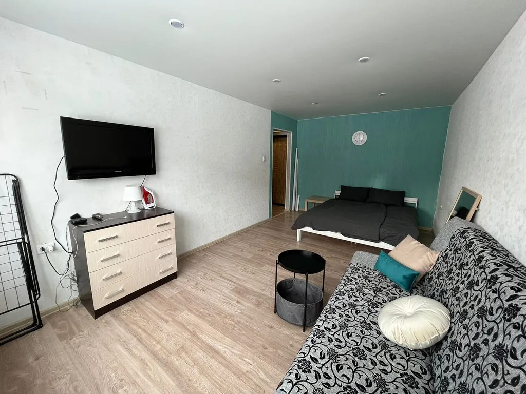 Live by bigwood, живи у склона