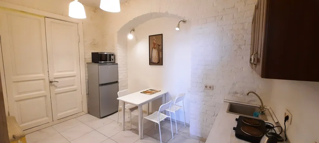 Двухкомнатная квартира на Невском проспекте