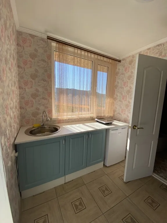 Студия с видом на море и горы