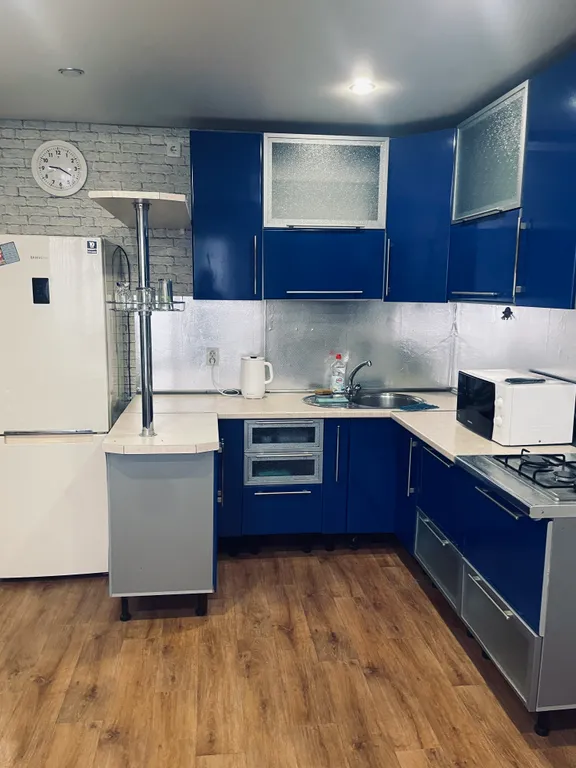 Уютная квартира в центре города — аренда посуточно в Чебаркуль