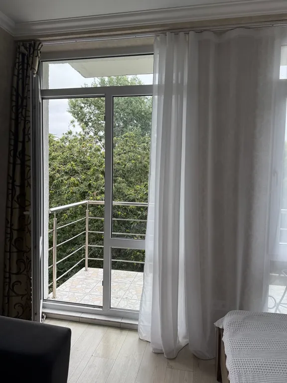 Квартира Квартира Уютная студия с видом и ароматами Южного дендрологического парка — Сириус