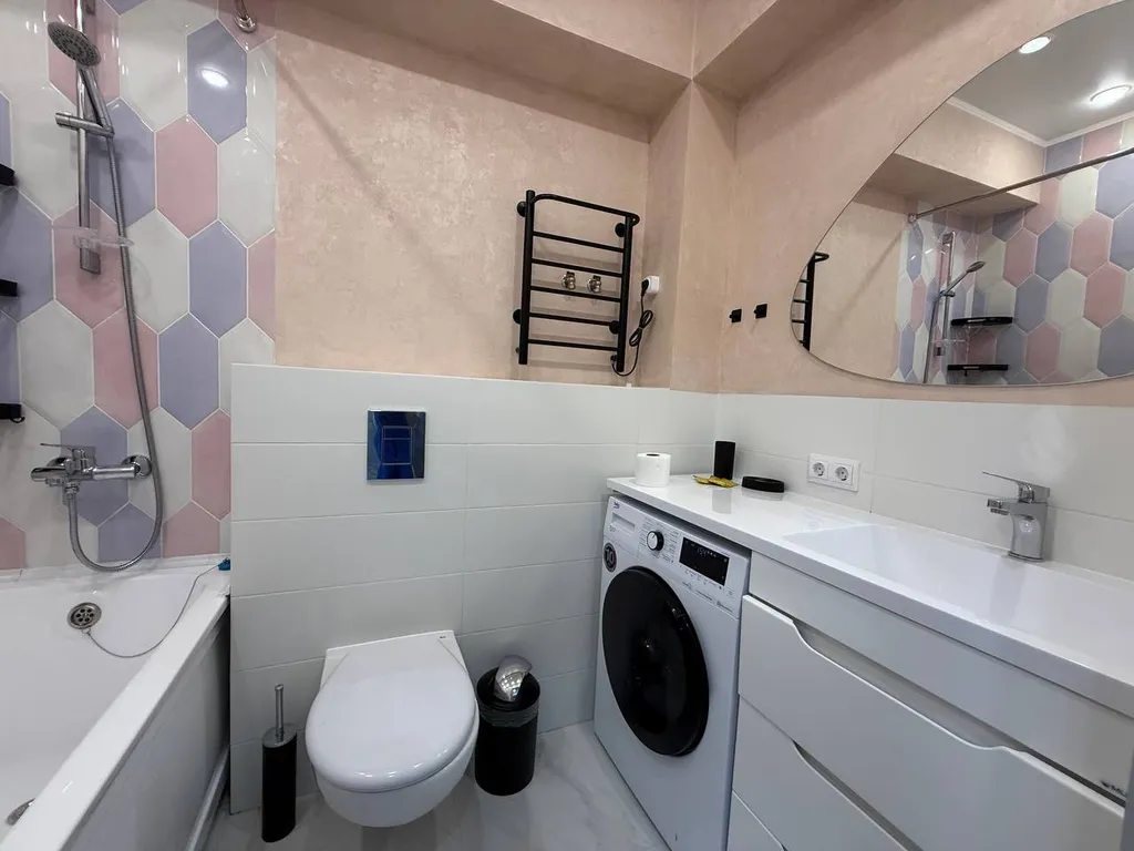 Евродвухкомнатная квартира для всей семьи с видом на море и горы